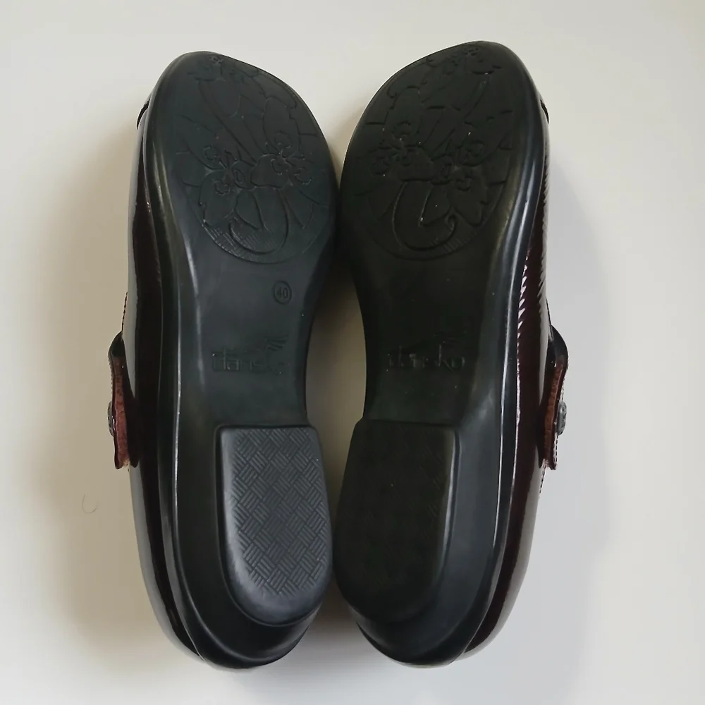 Dansko Women's Mary Jane Heels in Dark Burgundy Patent